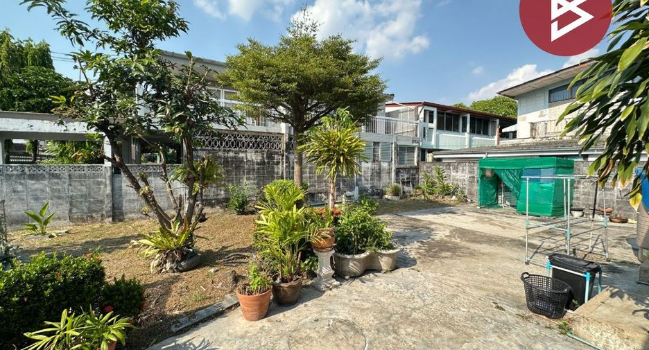 For sale 3 bedrooms house in Lat Phrao, Bangkok