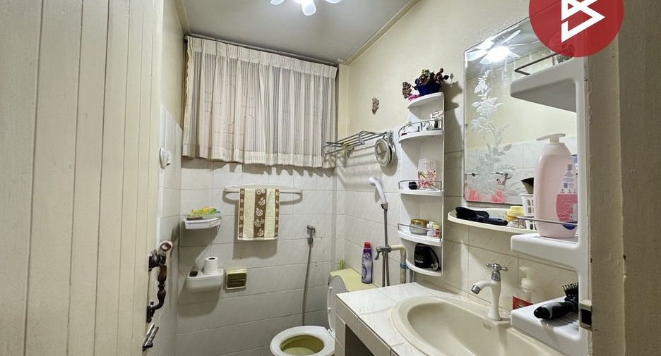 For sale 3 bedrooms house in Lat Phrao, Bangkok