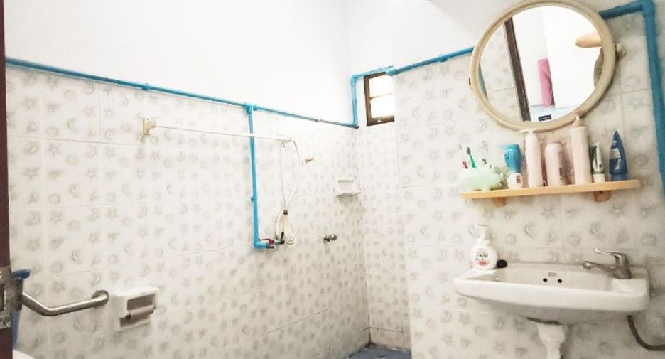 For sale 3 ベッドルーム house in Mueang Chon Buri, Chonburi