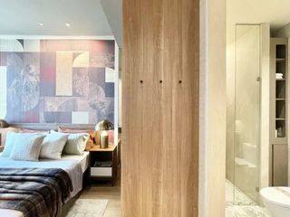 For sale 2 bedrooms condo in Khlong Toei, Bangkok