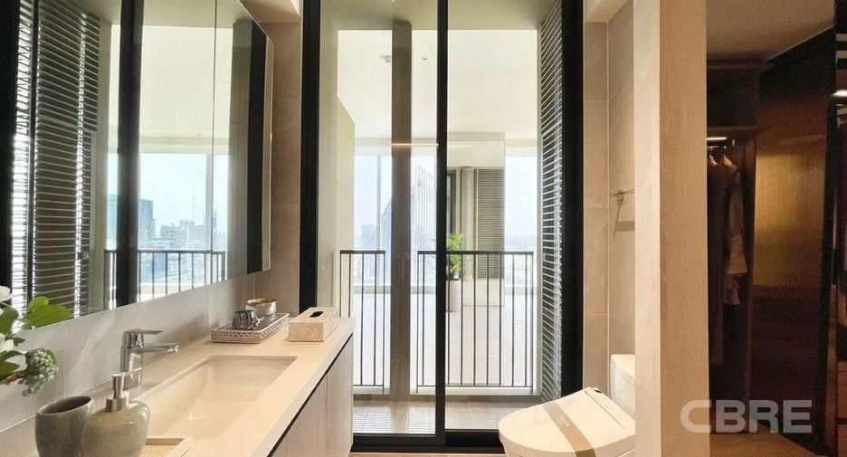 For sale 2 bedrooms condo in Khlong Toei, Bangkok