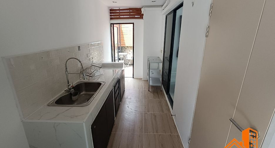 For sale 3 bedrooms house in Bang Phli, Samut Prakan