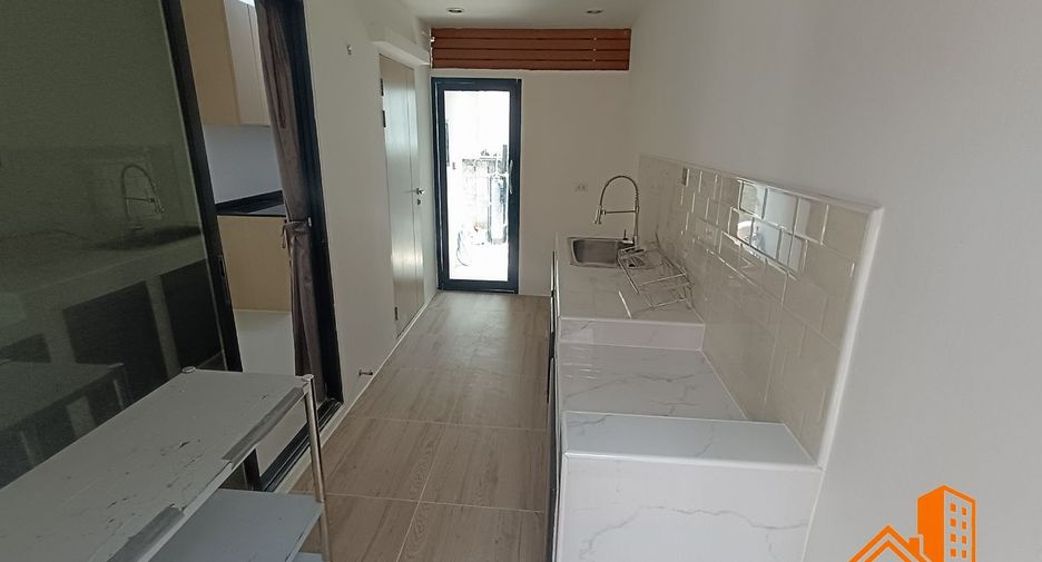 For sale 3 bedrooms house in Bang Phli, Samut Prakan