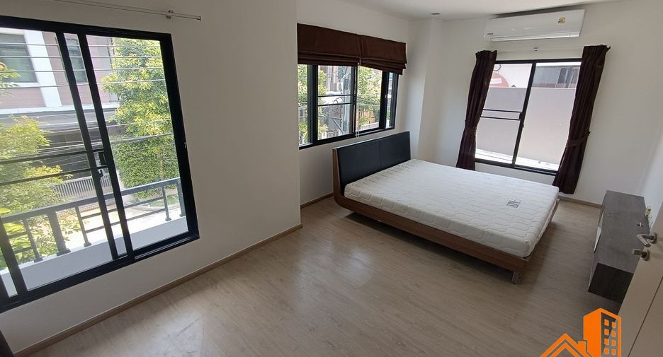 For sale 3 bedrooms house in Bang Phli, Samut Prakan