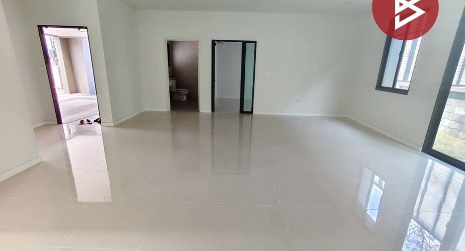 Haus zum Kauf mit 4 Zimmer in Thung Khru, Bangkok