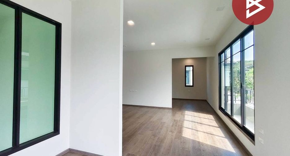 Haus zum Kauf mit 4 Zimmer in Thung Khru, Bangkok