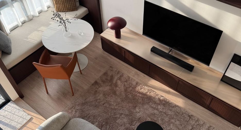 Аренда и продажа 1 кровать кондо в Хуаи Кхщанг, Бангкок