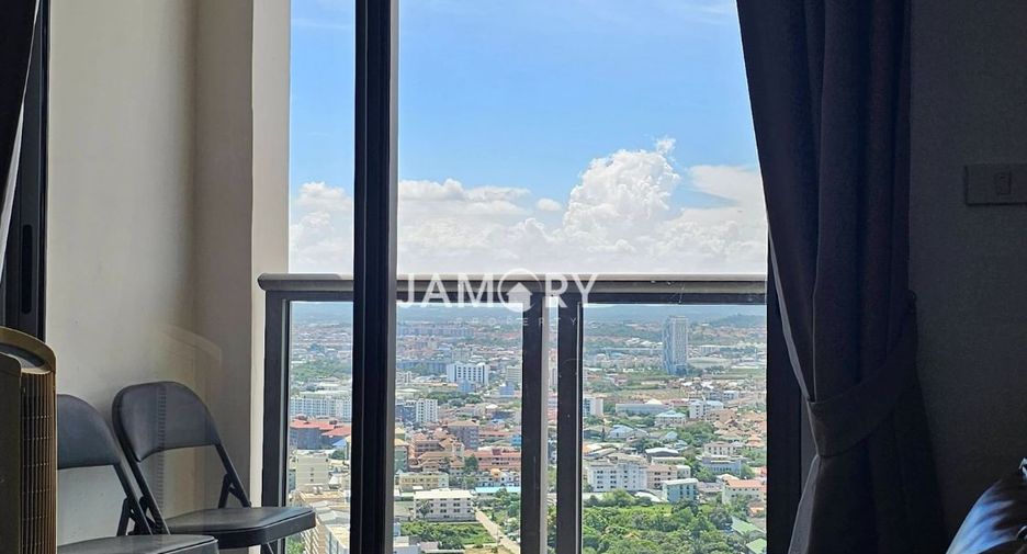 For rent and for sale 1 bed condo in Pratumnak, Pattaya