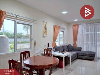 Casa adosada en venta de 4 habitaciones en Mueang Samut Sakhon, Samut Sakhon
