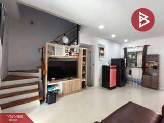 Продажа 3 спальни таунхаус в Mueang Chon Buri, Чонбури