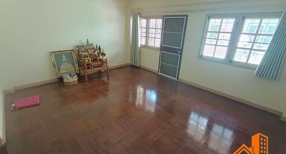 出售 4 卧室 联排别墅 在 Bang Phli, Samut Prakan