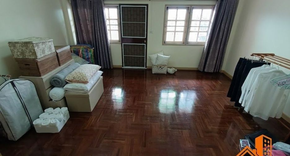出售 4 卧室 联排别墅 在 Bang Phli, Samut Prakan