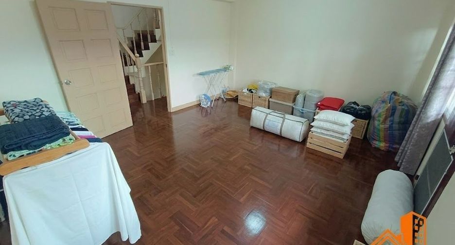 出售 4 卧室 联排别墅 在 Bang Phli, Samut Prakan