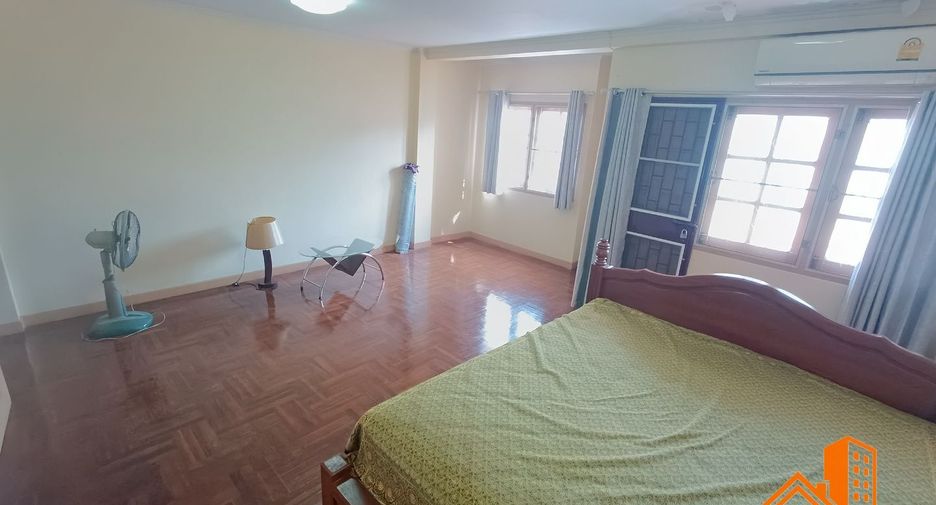 出售 4 卧室 联排别墅 在 Bang Phli, Samut Prakan