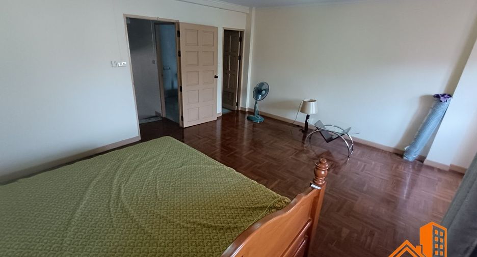 出售 4 卧室 联排别墅 在 Bang Phli, Samut Prakan