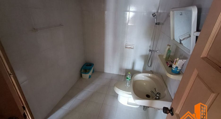 出售 4 卧室 联排别墅 在 Bang Phli, Samut Prakan