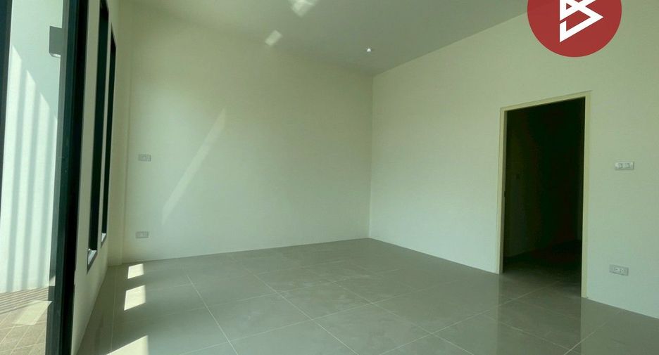 À vendre 2 chambres local commercial à Mueang Rayong, Rayong