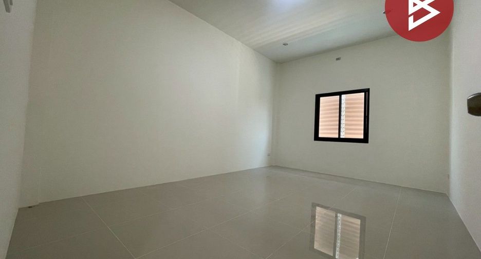 À vendre 2 chambres local commercial à Mueang Rayong, Rayong