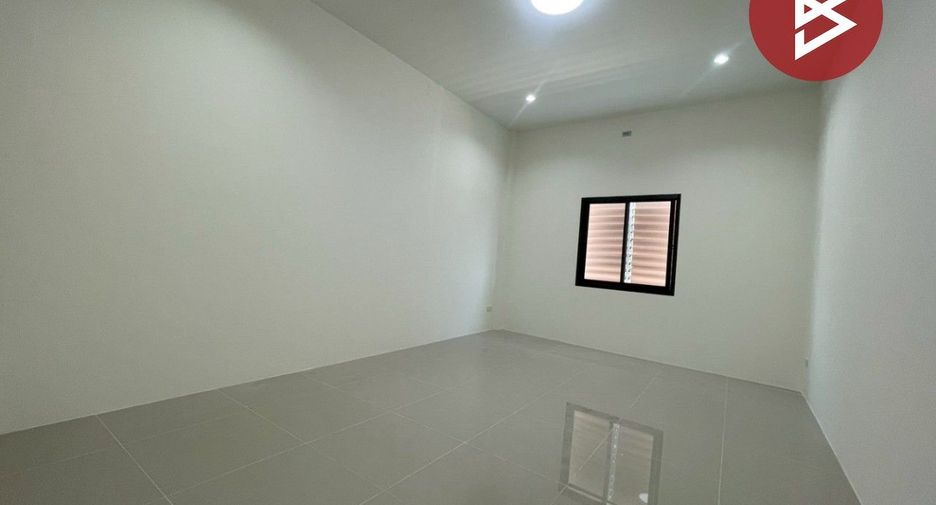 À vendre 2 chambres local commercial à Mueang Rayong, Rayong