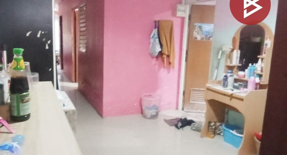 Reihenhaus zum Kauf mit 2 Zimmer in Bang Lamung, Chonburi