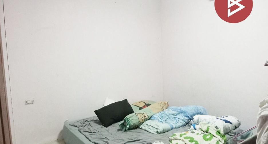 Reihenhaus zum Kauf mit 2 Zimmer in Bang Lamung, Chonburi