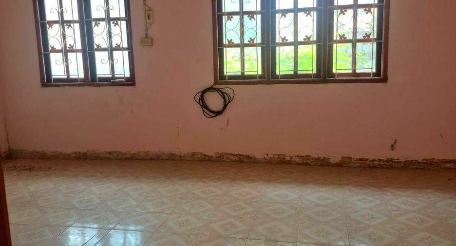For sale 3 bedrooms house in Loeng Nok Tha, Yasothon