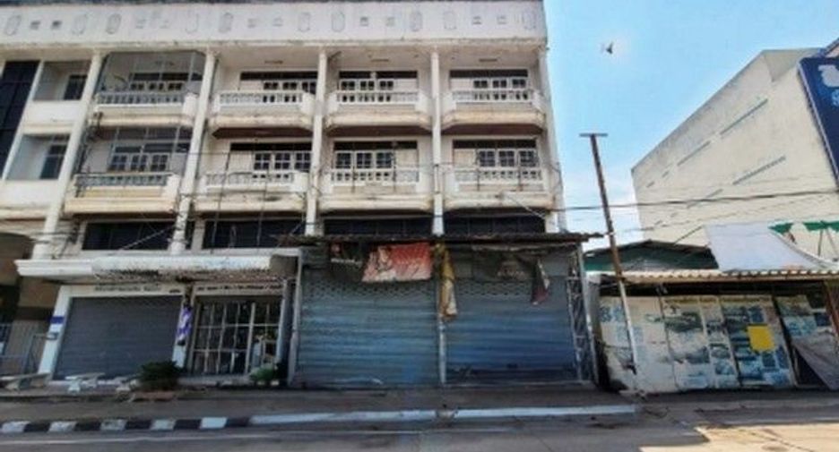 For sale 1 bed retail Space in Ban Bueng, Chonburi