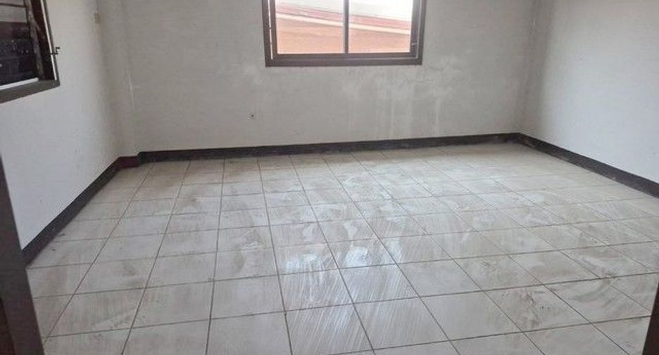 For sale 4 bedrooms retail Space in Phibun Mangsahan, Ubon Ratchathani