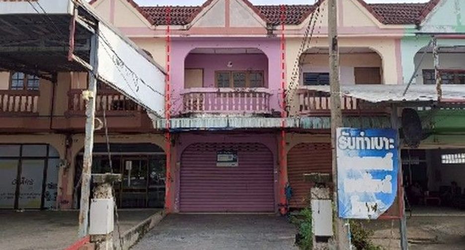 For sale 1 bed retail Space in Loeng Nok Tha, Yasothon