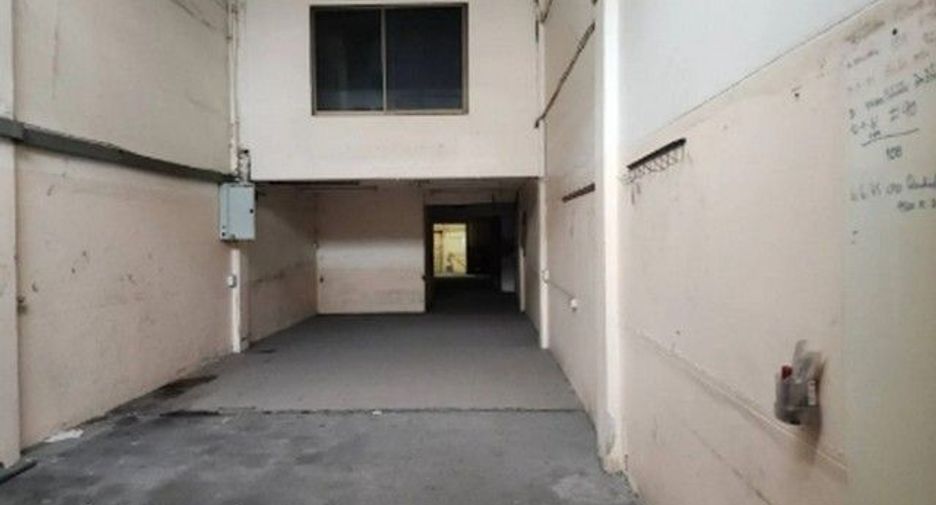For sale 1 bed retail Space in Bang Kapi, Bangkok