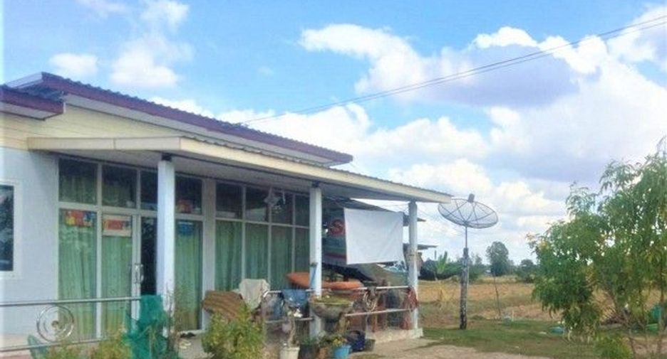 À vendre 2 chambres maison à Si Rattana, Sisaket