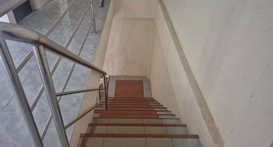 Reihenhaus zum Kauf mit 2 Zimmer in Mueang Buriram, Buriram