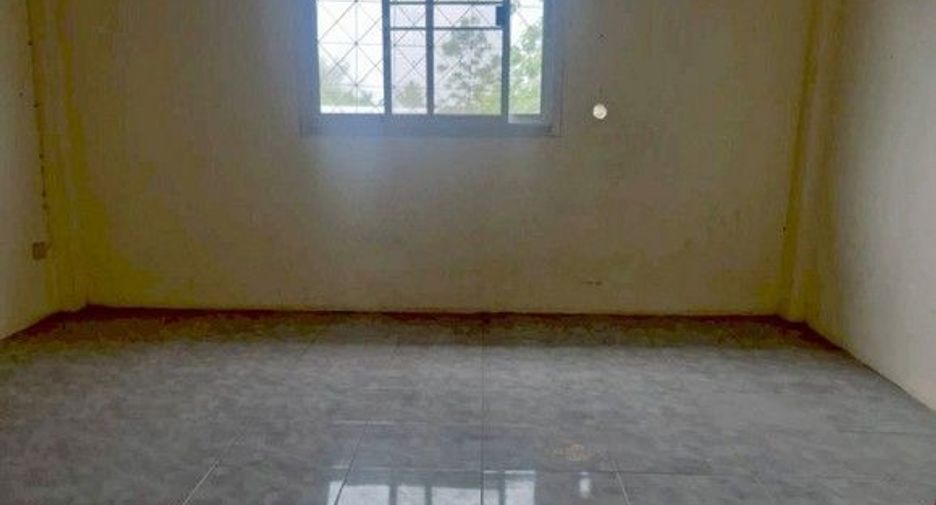 Reihenhaus zum Kauf mit 2 Zimmer in Mueang Buriram, Buriram