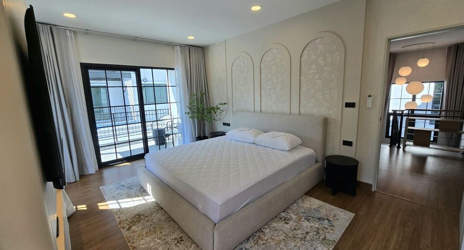 Haus zur Miete mit 4 Zimmer in Bang Phli, Samut Prakan