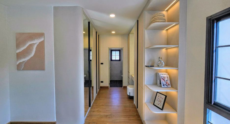 Haus zur Miete mit 4 Zimmer in Bang Phli, Samut Prakan