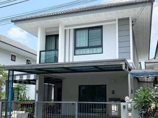 4 Bedroom House In Si Racha, Chonburi