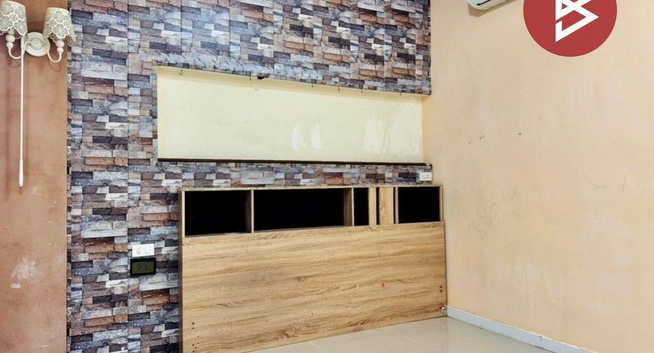 For sale 3 bedrooms townhouse in Phra Samut Chedi, Samut Prakan
