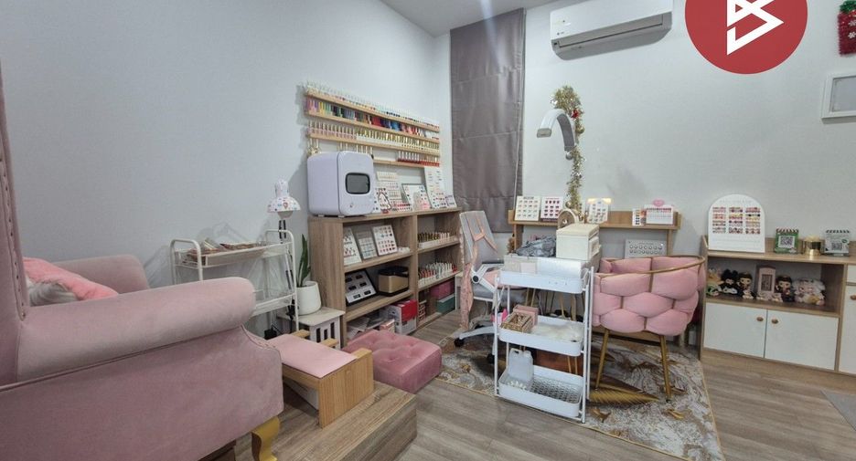 For sale 4 bedrooms house in Bang Kruai, Nonthaburi