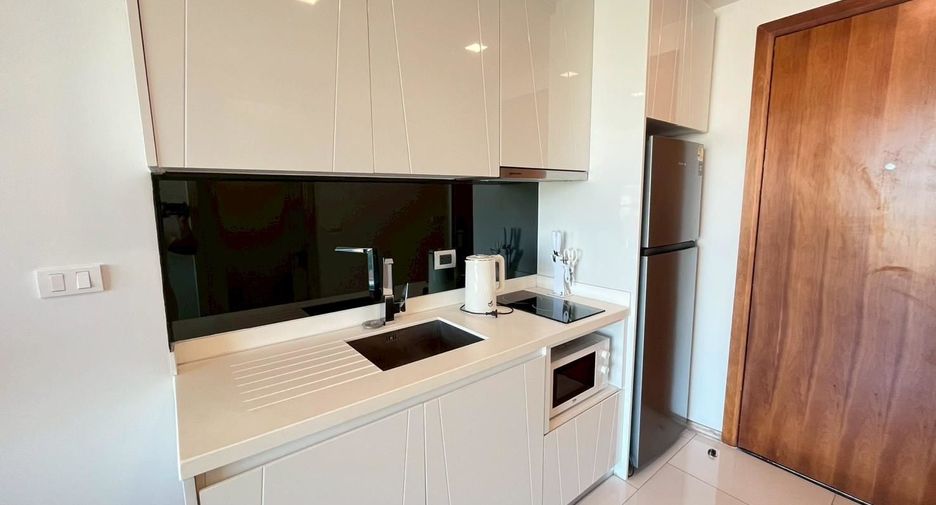 For rent 1 bed condo in Bang Lamung, Chonburi