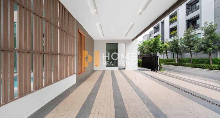 For sale 5 bedrooms house in Lak Si, Bangkok