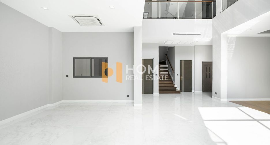 For sale 5 bedrooms house in Lak Si, Bangkok