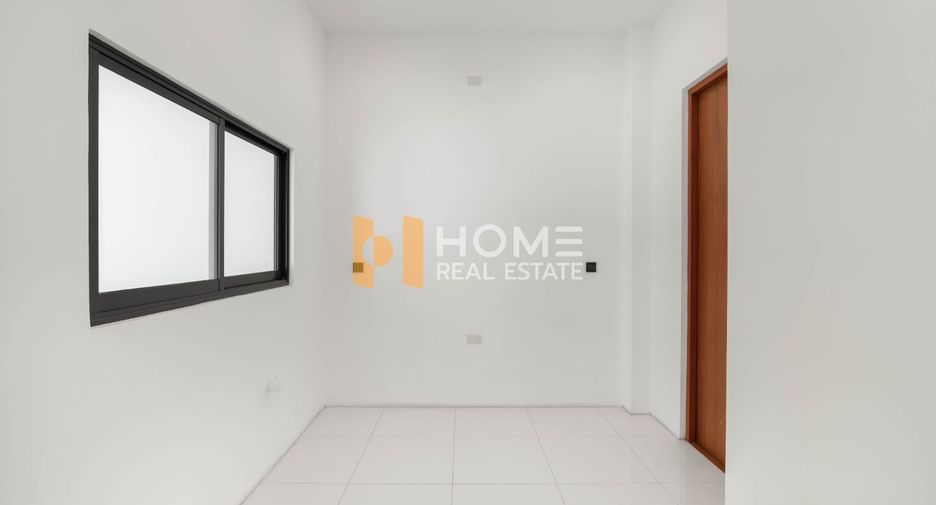 For sale 5 bedrooms house in Lak Si, Bangkok