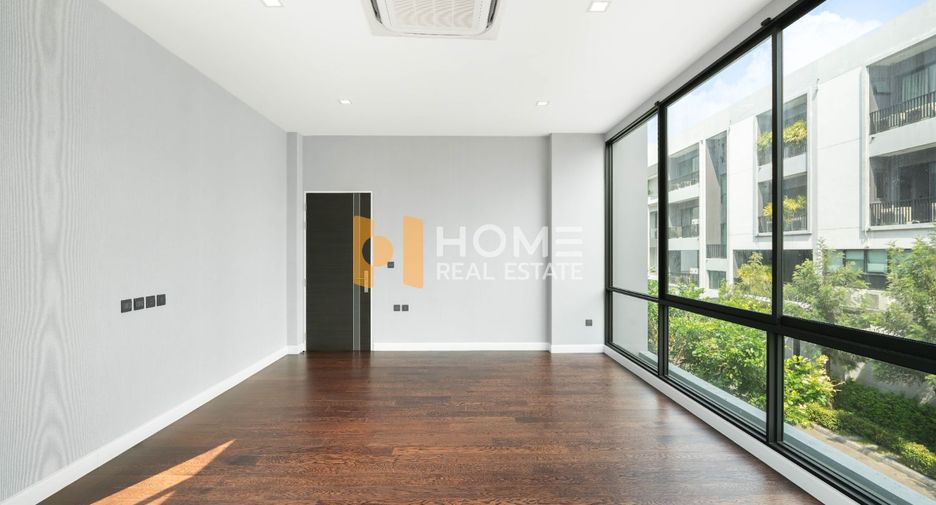 For sale 5 bedrooms house in Lak Si, Bangkok