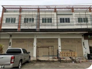 出售 1 卧室 商业空间 在 Khok Samrong, Lop Buri