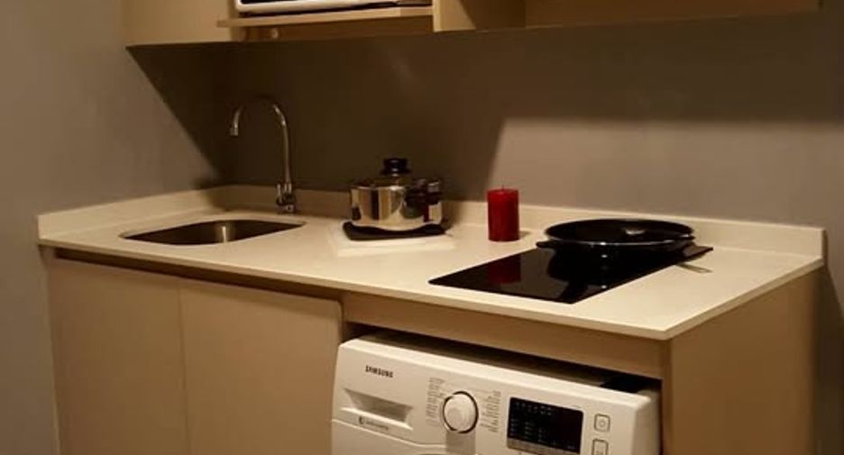 Condo en alquiler de 1 habitaciones en Sathon, Bangkok