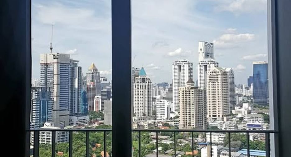 Condo en alquiler de 1 habitaciones en Sathon, Bangkok