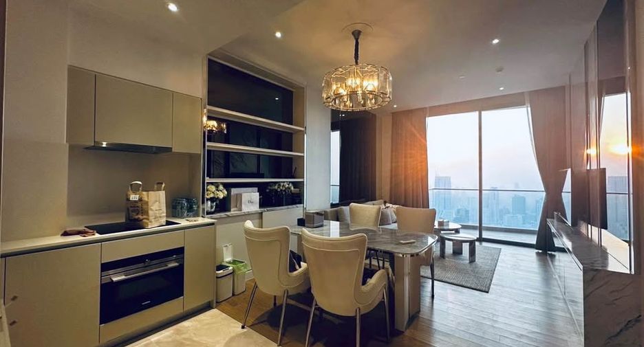 For rent 2 bedrooms condo in Khlong San, Bangkok