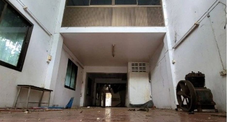 For sale 1 bed retail Space in Thawi Watthana, Bangkok