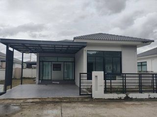 Casa en venta de 2 habitaciones en Ban Khai, Rayong