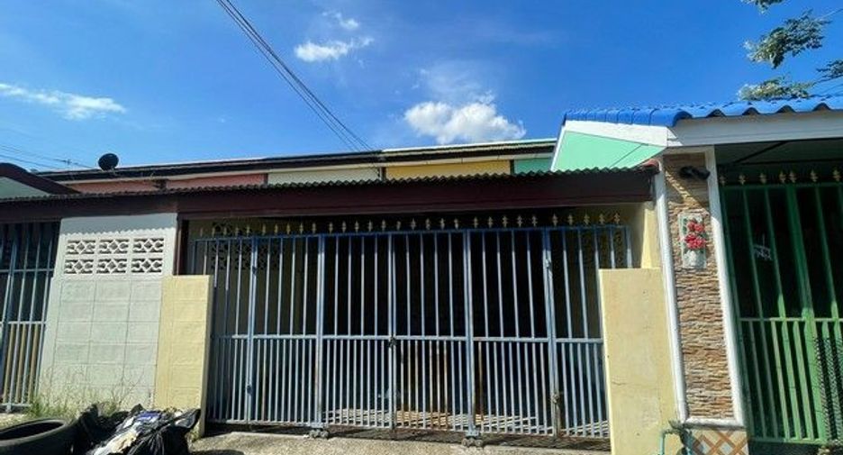 For sale 2 bedrooms townhouse in Ban Khai, Rayong